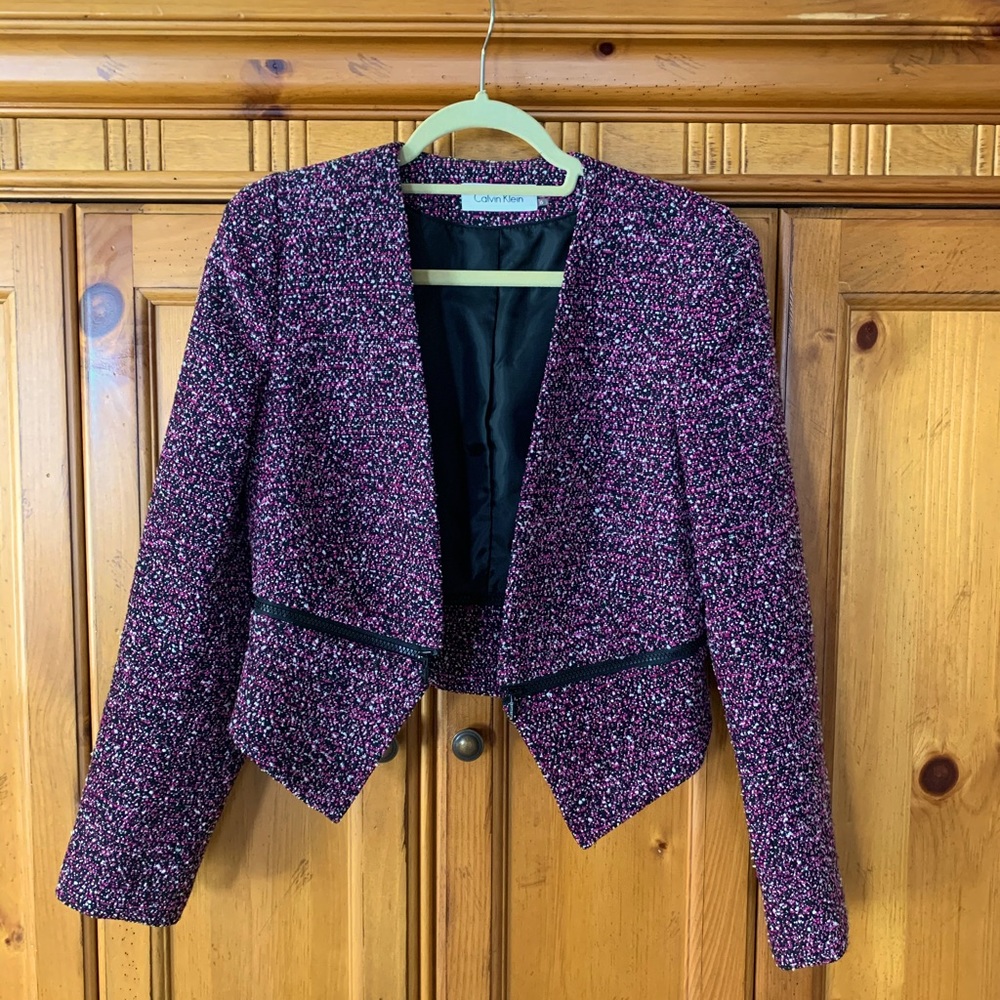 Calvin Klein bolero / jacket zipper detail BEAUTIFUL 6 NWOT